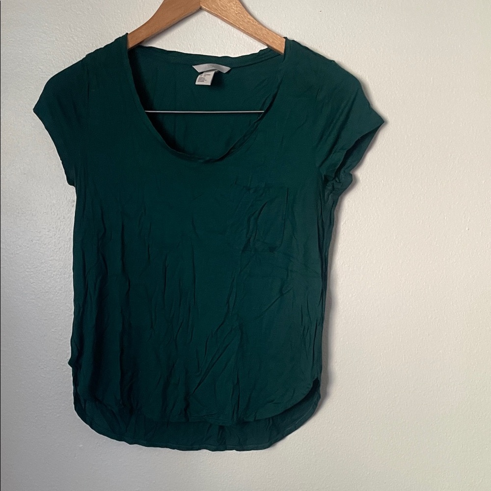 Everyday Scoop Neck Short Sleeve Tee in Forest Green